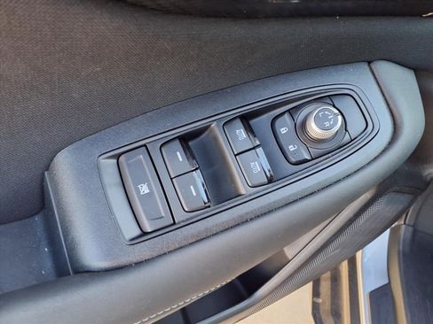 Certified 2025 Subaru Outback Premium image 15