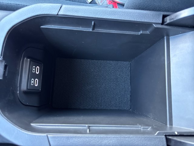 Used 2024 Toyota RAV4 LE AWD/4WD image 25