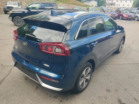 Used 2019 Kia Niro LX FWD image 6