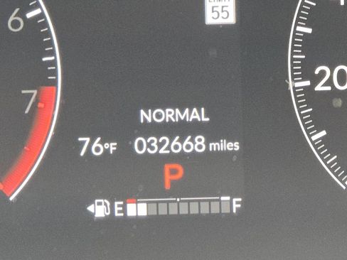 Used 2025 Honda Odyssey Touring image 35