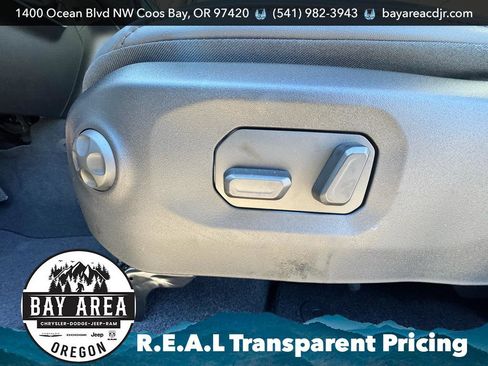 New 2026 Jeep Gladiator Rubicon w/ Steel Bumper Group AWD/4WD image 15