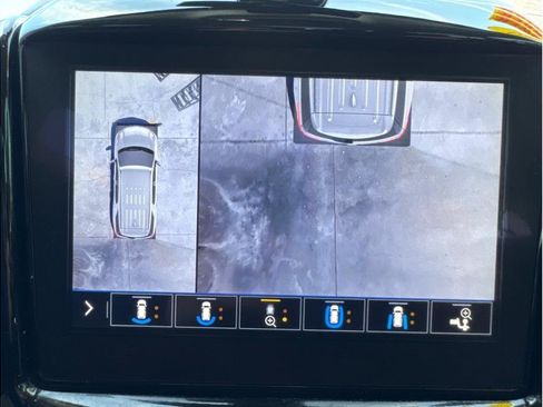 Used 2020 Chevrolet Traverse Premier w/ Redline Edition FWD image 38