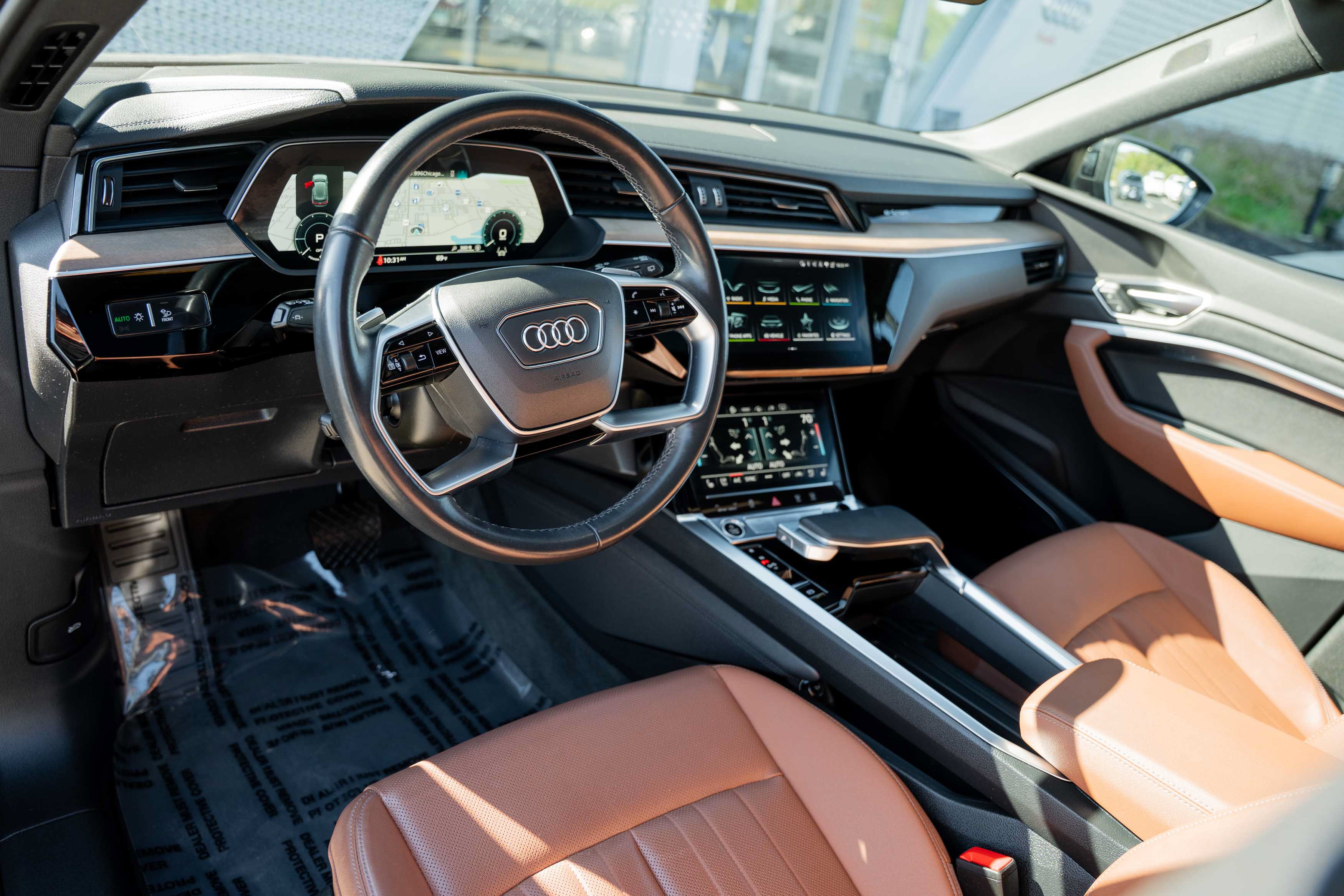 Certified 2024 Audi Q8 e-tron Premium Plus AWD/4WD image 10