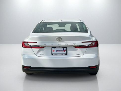 Used 2025 Toyota Camry LE FWD image 6