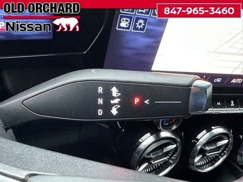 Used 2025 Chevrolet Blazer EV LT AWD/4WD image 17