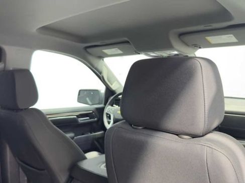 Used 2022 Chevrolet Silverado 1500 LT RWD image 15