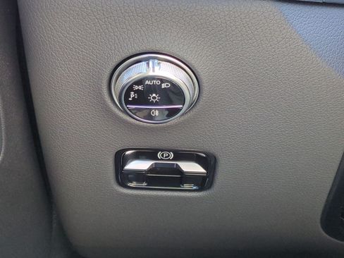 Certified 2026 Mercedes-Benz GLC 300 4MATIC image 17