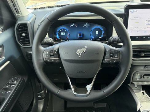 New 2025 Ford Bronco Sport Heritage w/ Convenience Package image 17