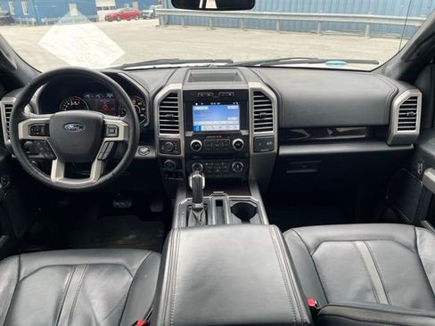Used 2016 Ford F150 Platinum w/ Equipment Group 701A Luxury image 3