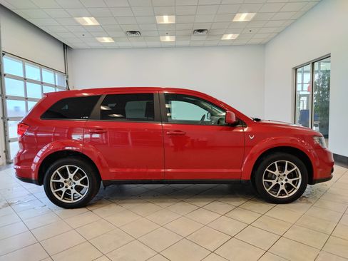 Used 2018 Dodge Journey GT w/ Nav & Sun Group image 2