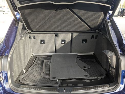 New 2026 Porsche Macan S AWD/4WD image 24