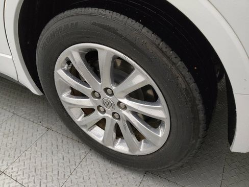 Used 2019 Buick Envision Essence FWD image 31
