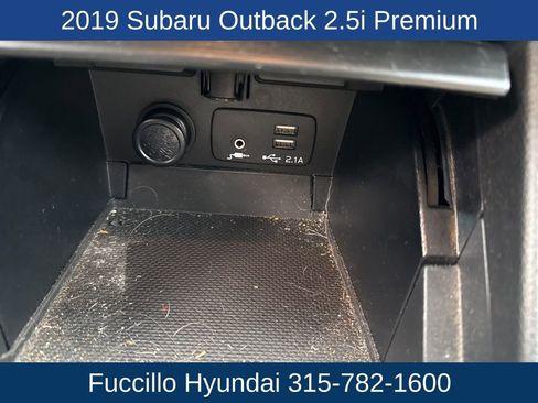 Used 2019 Subaru Outback 2.5i Premium image 27