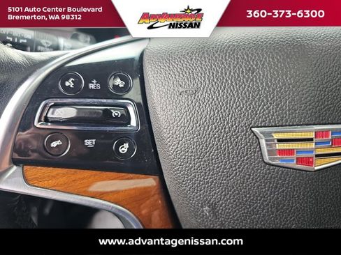 Used 2017 Cadillac Escalade ESV Premium Luxury AWD/4WD image 10