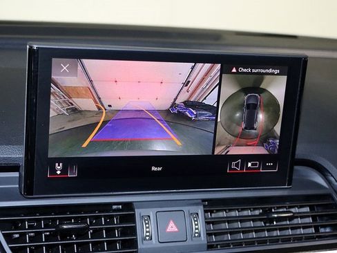 Used 2025 Audi Q5 e Premium Plus w/ Premium Plus Package image 21