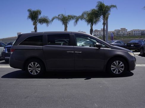 Used 2015 Honda Odyssey EX image 3