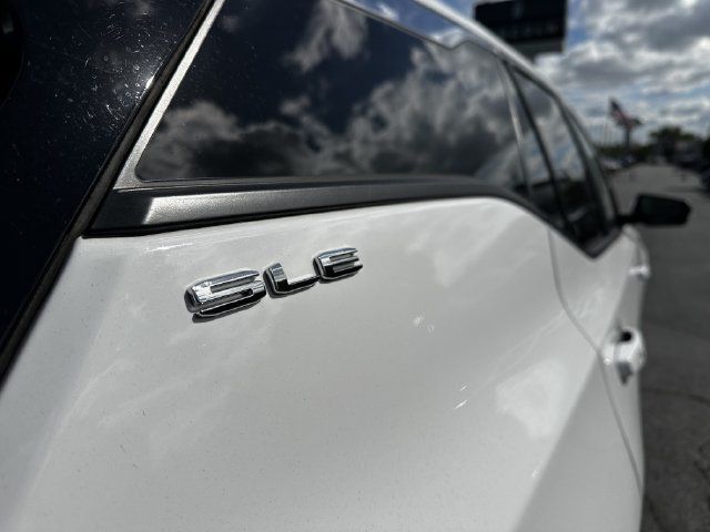 Used 2024 GMC Terrain SLE FWD image 45