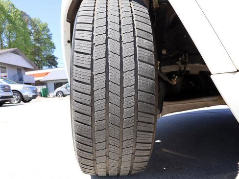 Used 2018 Jeep Grand Cherokee Altitude image 25