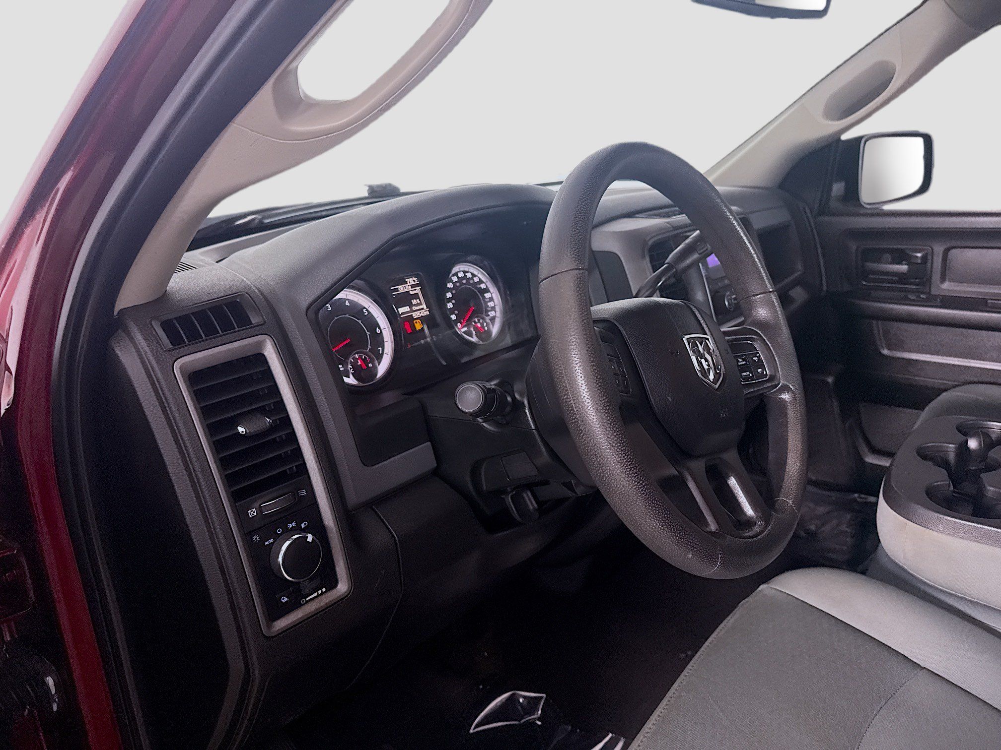 Used 2019 RAM 1500 ST AWD/4WD image 21