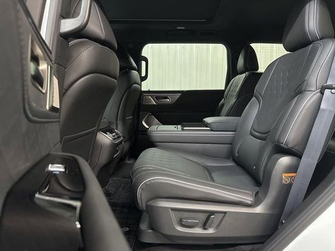 Used 2026 INFINITI QX80 Autograph AWD/4WD image 34