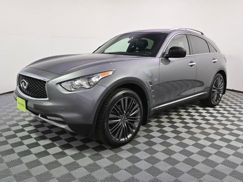 Used 2017 INFINITI QX70 AWD w/ Limited Package image 2