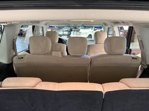 Used 2018 Nissan Armada SV w/ Driver Package AWD/4WD image 16