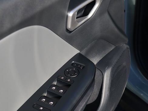 New 2025 Kia K4 LXS image 17