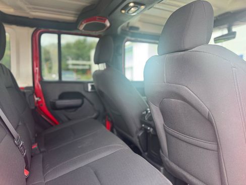 Used 2023 Jeep Wrangler Unlimited w/ Cold Weather Group AWD/4WD image 58