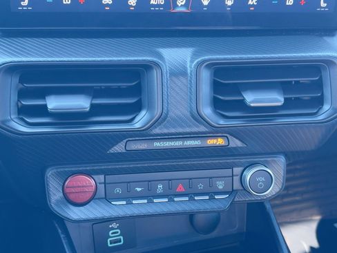 Used 2024 Ford Mustang EcoBoost image 24