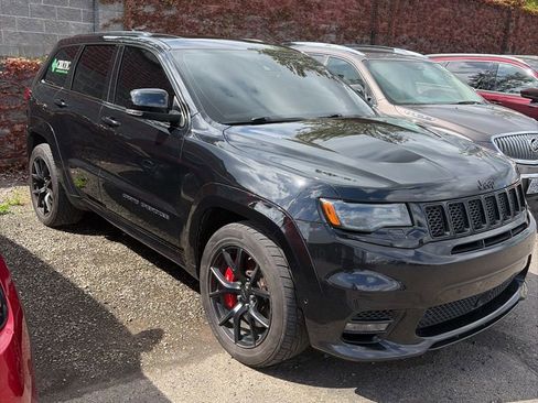Used 2020 Jeep Grand Cherokee SRT image 2