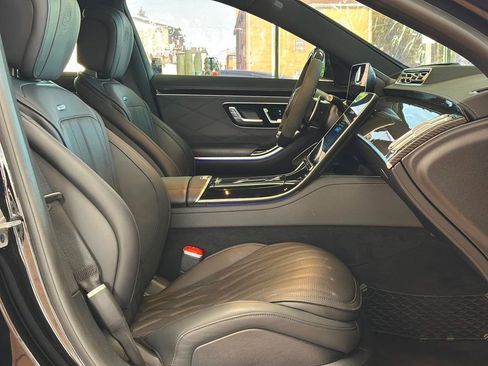 Used 2024 Mercedes-Benz S 63 AMG S image 59