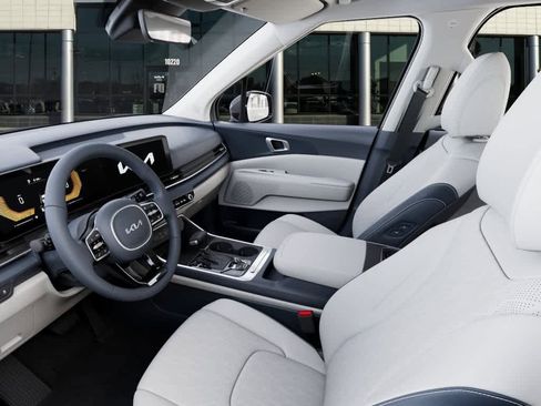 New 2026 Kia Carnival EX FWD image 17
