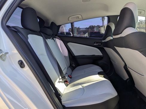 Used 2017 Toyota Prius Two image 20