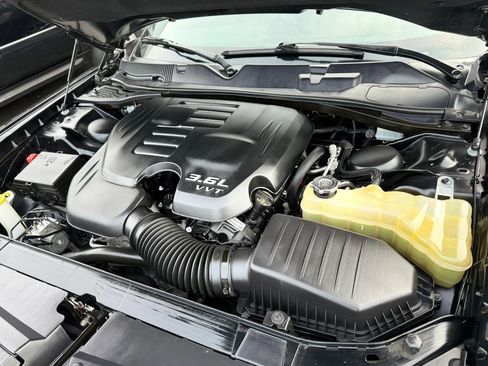 Used 2022 Dodge Challenger GT AWD/4WD image 28