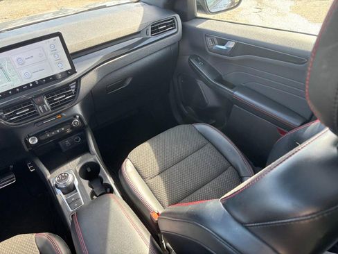 Used 2024 Ford Escape ST-Line w/ Tech Pack #1 image 15