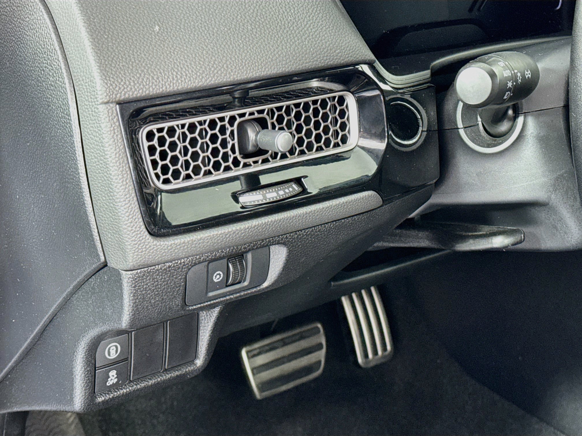 Certified 2024 Honda Civic Sport image 10