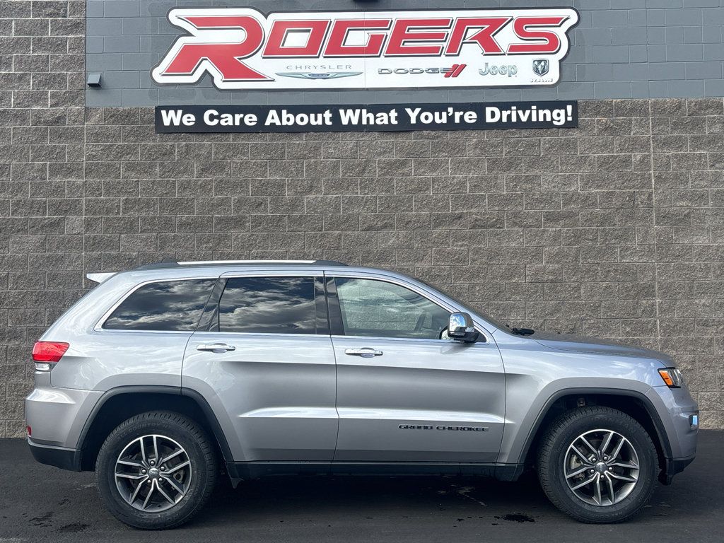Used 2017 Jeep Grand Cherokee Limited AWD/4WD image 4