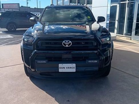 Used 2025 Toyota 4Runner SR5 image 9