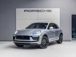 Certified 2025 Porsche Macan video 1