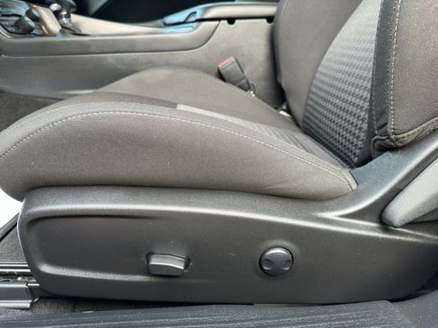 Used 2023 Dodge Challenger R/T w/ Blacktop Package image 10