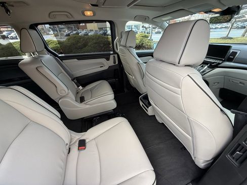 Used 2026 Honda Odyssey Touring image 39