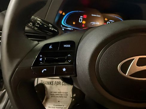 Certified 2025 Hyundai Elantra Sport w/ Cargo Package image 31