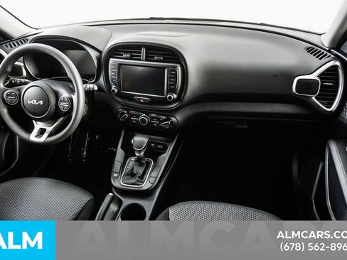 Used 2025 Kia Soul LX FWD image 21