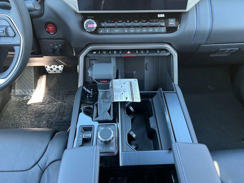 New 2026 Toyota Tundra Platinum w/ TRD Off-Road Package AWD/4WD image 15