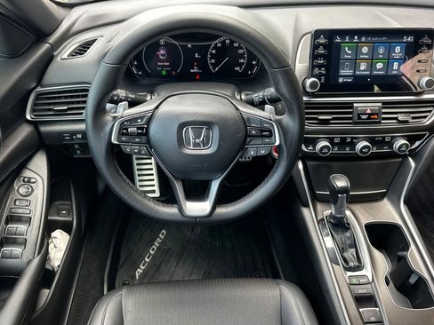Used 2022 Honda Accord Sport image 13