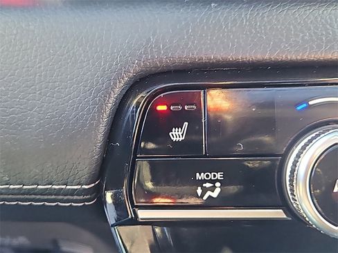 Used 2024 Honda Pilot Touring image 21