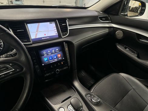 Used 2019 INFINITI QX50 Essential w/ Premium Heat Package image 6