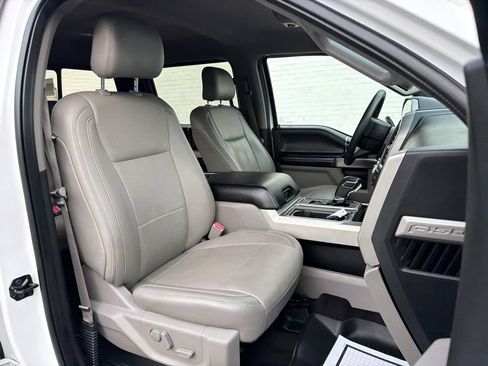 Used 2016 Ford F150 Lariat w/ Equipment Group 501A Mid RWD image 13