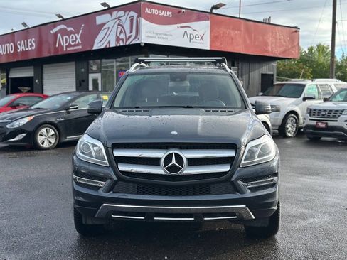 Used 2013 Mercedes-Benz GL 450 4MATIC image 3