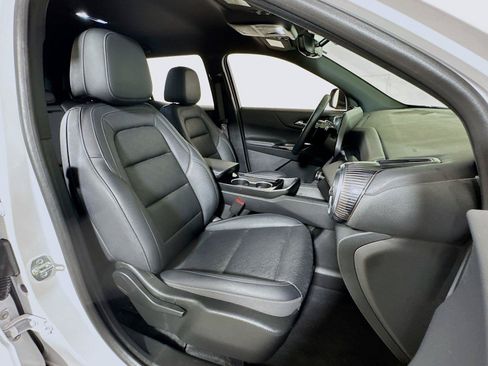 Certified 2025 Chevrolet Equinox LT w/ Convenience Package II FWD image 26
